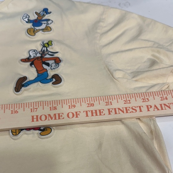 Woman’s XL Disney Character Yellow Tshirt - Picture 6 of 6